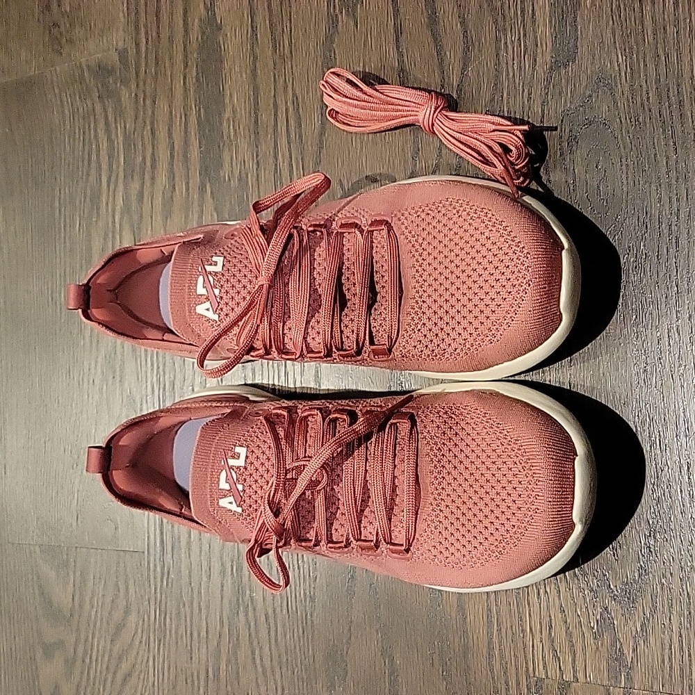 APL Techloom Breeze Running Shoe Sneaker